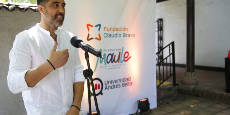 Claudio Bravo lanza campamento de verano de su Fundación y repasa la actualidad deportiva