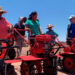 Participantes del Programa Mujeres Rurales reciben motocultores para sus labores agrícolas