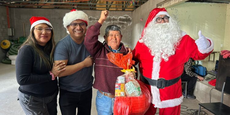 Municipalidad de Huara lleva la magia de la Navidad a poblados de la comuna