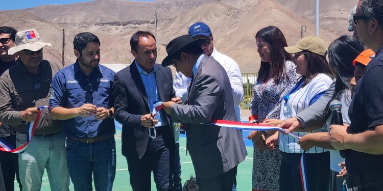 Con preesencia del Ministro del Deporte inauguran renovada multicancha de la Escuela de Pachica