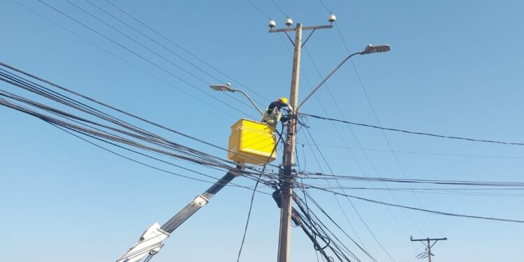 CGE informa trabajos de mantención de la red eléctrica en Pisagua este 27 de diciembre