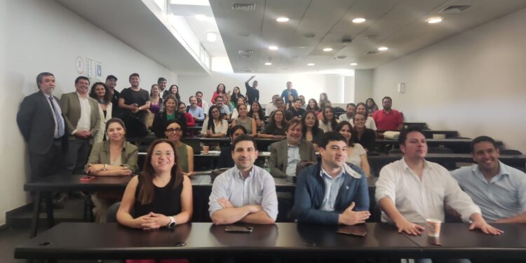 Tarapacá: Equipo regional se capacita ad portas del nuevo Servicio de Reinserción Social Juvenil