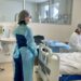 Enfermeros del hospital de Iquique aprenden nueva técnica para instalación de catéter