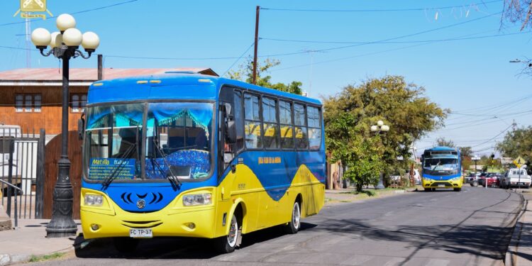 Gobierno anuncia ajuste de tarifa del transporte público en regiones