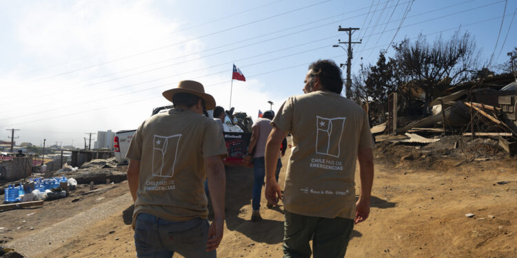Festival de Viña del Mar solidario: Recaudación irá a Desafío Levantemos Chile y TECHO-Chile a través de una cuenta única de Banco Santander