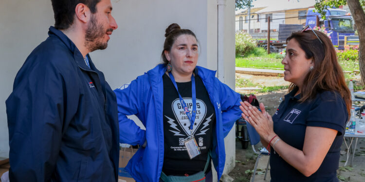 Ministra de Bienes Nacionales en propiedad fiscal utilizada para la emergencia