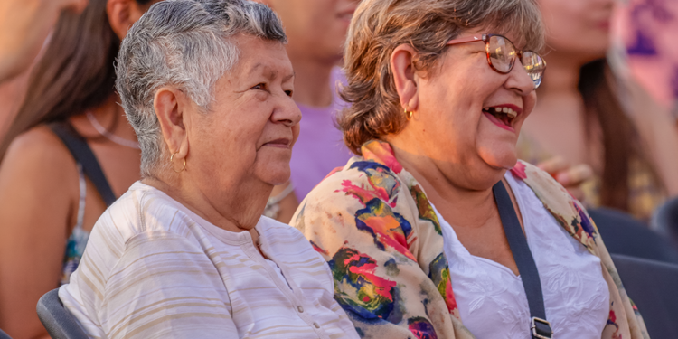 Toda la familia disfrutó de “Arena Cinema” en su función especial dedicada al Día del Amor y la Amistad