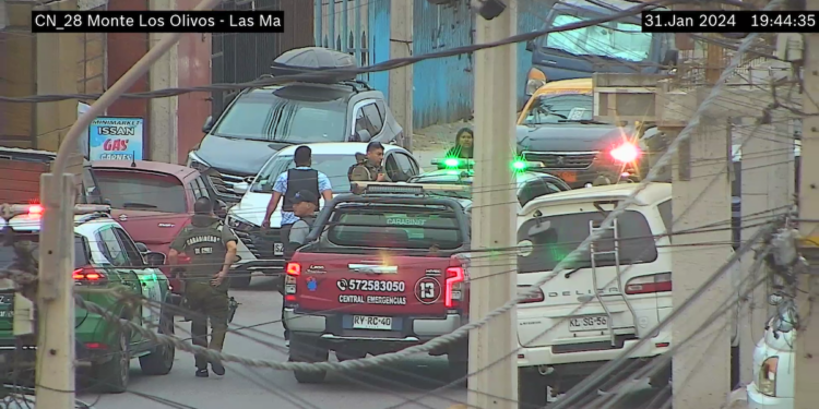 Carabineros detienen a 5 sujetos por robo con intimidación, gracias al apoyo de las cámaras de televigilancia e inspectores municipales