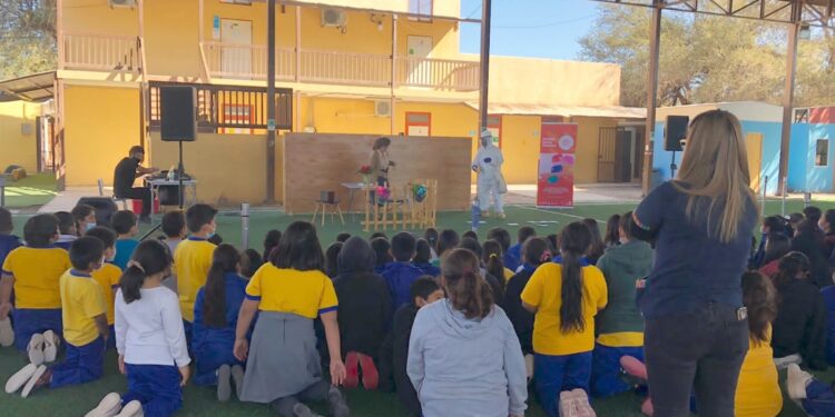 Espacio Akana abre las postulaciones para el Proyecto Teatro Educa 2024