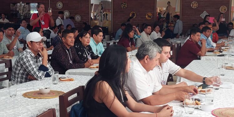 Municipalidad de Iquique participó en acuerdo que califica de histórico con autoridades del sur de Bolivia