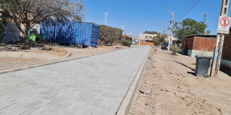 Minvu invertirá más de $ 1.800 millones en 28 Pavimentos Participativos en región de Tarapacá