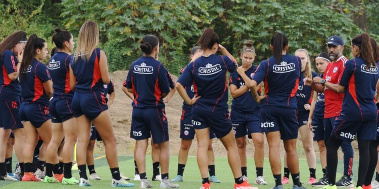 La Roja femenina cae frente a Colombia 2-0 y sigue sin puntos en el Sudamericano Sub 20