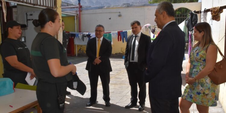 Comisión Semestral de Visitas de Cárcel evaluó positivamente trabajo de Gendarmería