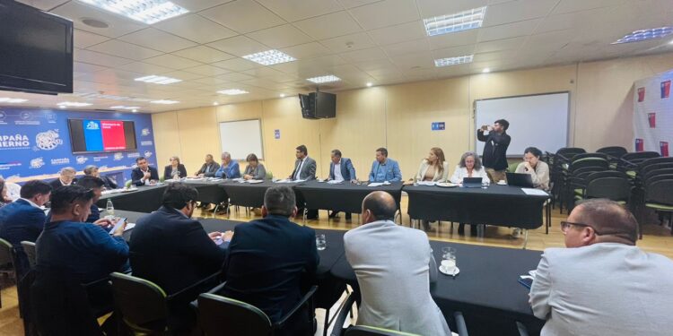 AMUNOCHI pide al Ministerio de Salud solución a listas de espera y traslados de pacientes oncológicos