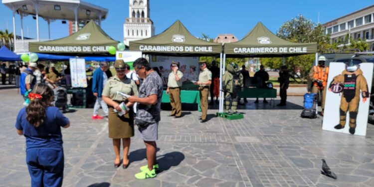 Carabineros presentó exposición de su labor en diversos sectores de Iquique