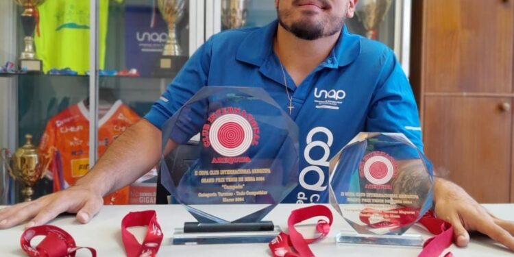 Estudiante UNAP logró primer lugar en 4 categorías de certamen internacional de tenis de mesa en Perú
