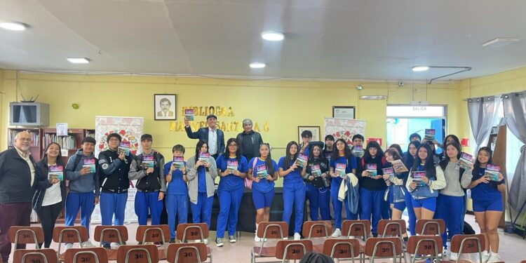 Estudiantes de Sagrada Familia se suman a rescate de lectura e identidad con Tococuentos 14