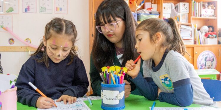 Viaje a la Nasa: Más de 8 mil niños inscritos lleva concurso que premia asistencia en educación parvularia
