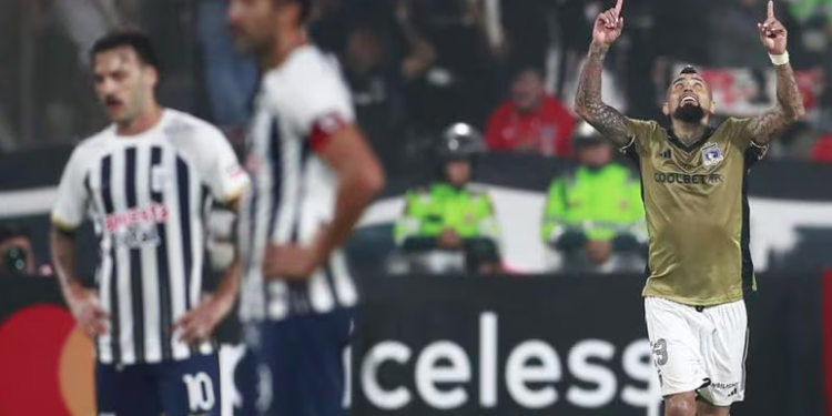 En un difícil partido Colo Colo empató 1-1 con Alianza de Lima