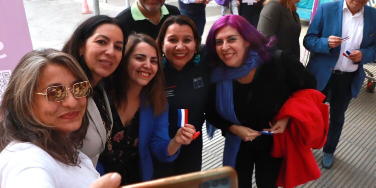 Comienza Feria Mujer Emprende en Tarapacá