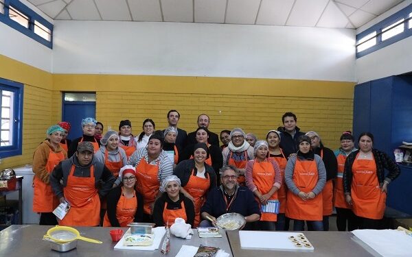 El FOSIS y la Defensoría del Contribuyente se unen para apoyar la formalización de los emprendimientos