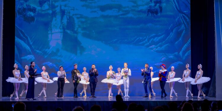 Más de 18 mil tarapaqueños ovacionaron al Ballet Clásico Ruso de San Petersburgo
