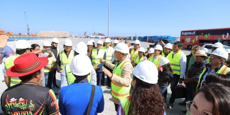 Municipalidad de Iquique avanza en potenciar integración turística y comercial con Sudamérica