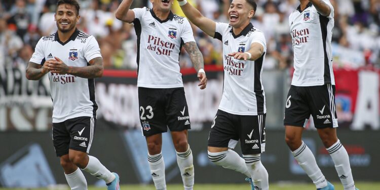 Colo Colo empató con Cobresal y la UC ganó 2-1 a Unión Española