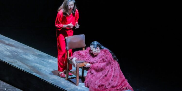 Taller de Producción Escénica de FINTDAZ certificó a 68 personas de Latinoamérica