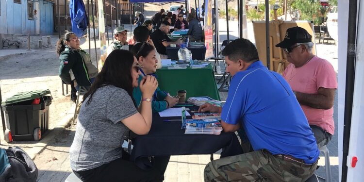 Gobierno en Terreno atendió demanda de vecinos y vecinas de la caleta de Río Seco