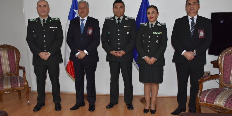 Gendarmería presentó saludos protocolares a la PDI con motivo del 91 aniversario