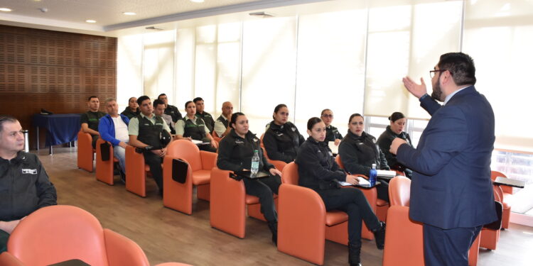 Funcionarios de Gendarmería conocieron aplicación de bitácora web de la Fiscalía