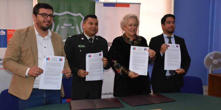 Gendarmería y Servicio de Salud firmaron convenio para atender a funcionarios y penados