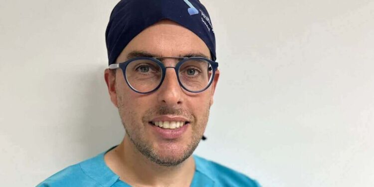 Speaknosis: La innovación del médico chileno Cristóbal Langdon que revoluciona la relación Médico-Paciente