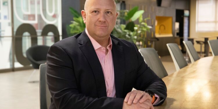 ¡Brilla el Sol de Nuestras Juventudes! 60 Años de la Marcha de la Patria Joven / Hugo Harvey