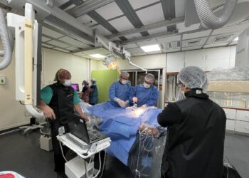 Hospital de Iquique realiza primer procedimiento endovascular de aorta