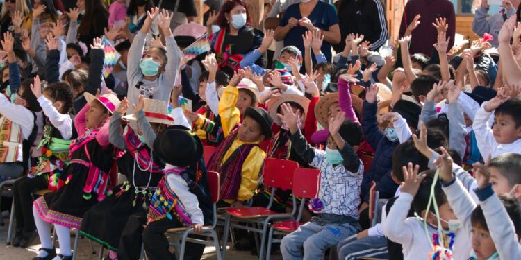 Invitan a celebrar Machaq Mara en Cerro La Cruz de Huara