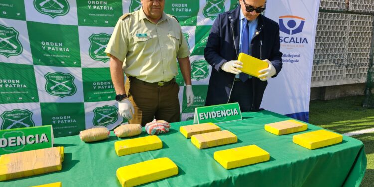 Nueva incautación en La Negra: Banda fue capturada con 55 kilos de cocaína y marihuana