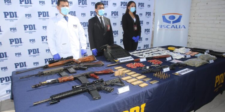 PDI Tarapacá realizó Mega Operativo de fiscalización de extranjeros en Iquique