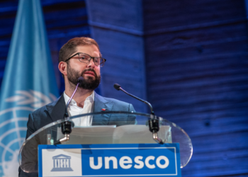 Encuesta Cadem: Presidente Boric promedia 33% de aprobación en junio; 59% lo desaprueba