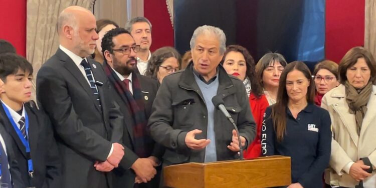 Colegio de Profesores pide al Congreso aprobar a la brevedad proyecto sobre convivencia escolar