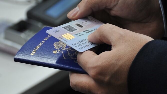Registro Civil presentó nueva cédula de identidad y pasaporte: Así serán los documentos a partir de diciembre