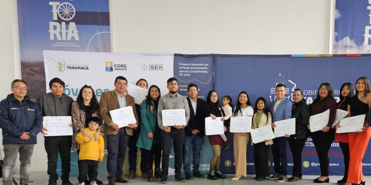 Universidad SEK y Gobierno Regional de Tarapacá certifican a jóvenes rurales tras concluir diplomado “Innovación social en tiempos de crisis”