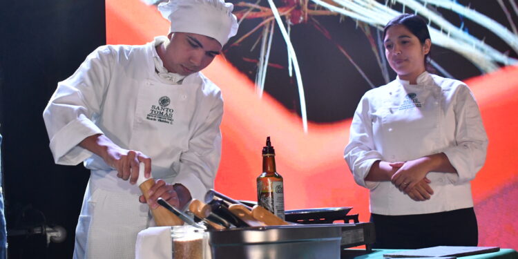 Exitoso caso de inclusión abordado por Santo Tomás Iquique llama la atención de experta internacional