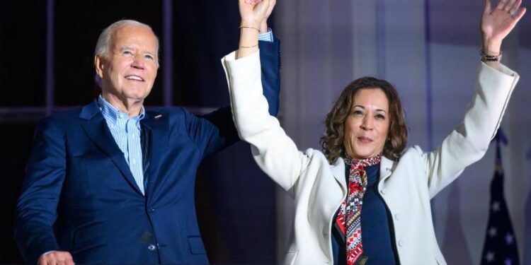 Joe Biden propone que Kamala Harris sea la candidata del Partido Demócrata: «Es hora de unirse y vencer a Trump»