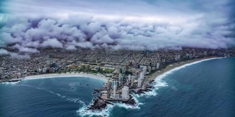 Está lloviendo, por Sonia Pereira Torrico