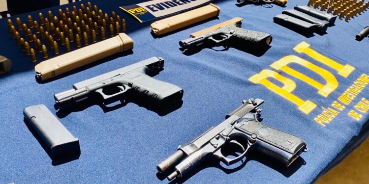 Operación “Eslabón del Norte”: 7 detenidos y la incautación de armas, drogas y una granada