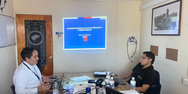 SEC recuerda a la ciudadanía que puede ingresar sus reclamos sobre electricidad y combustibles en los municipios con convenio