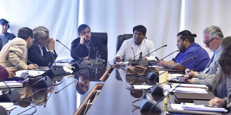  CORE aprobó incorporar 434 computadores a la red informática de la atención primaria de salud municipal