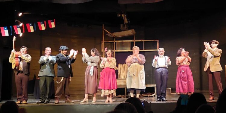 “Entre la pluma y la sangre” éxito de cartelera del Teatro Universitario Expresión de Iquique